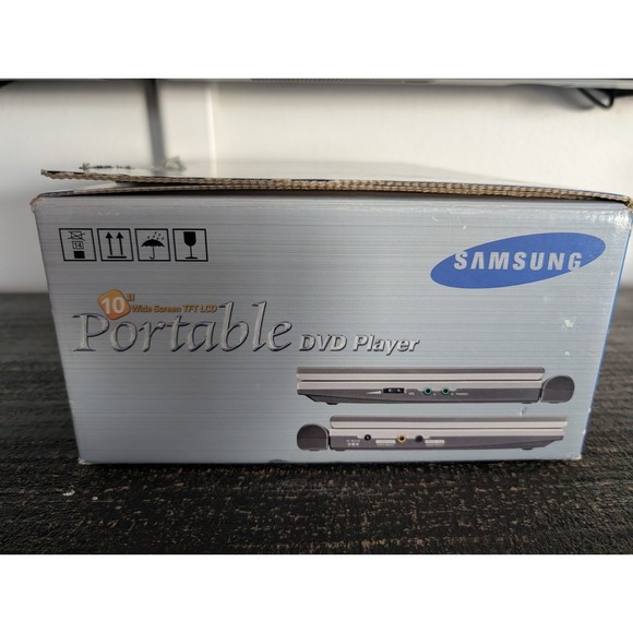 Samsung DVD L300 10 Inch Widescreen Portable DVD/ CD Player w/Charger &Remote - Picture 2 of 16